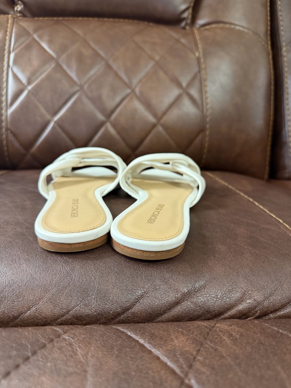 Veronica Beard White Leather Knotted Slide Sandals - Picture 4 of 11